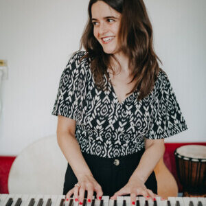 Eleonora Rosca - Cello teacher