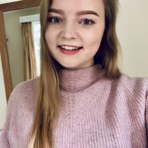 Hannah Teasdale - Violin teacher